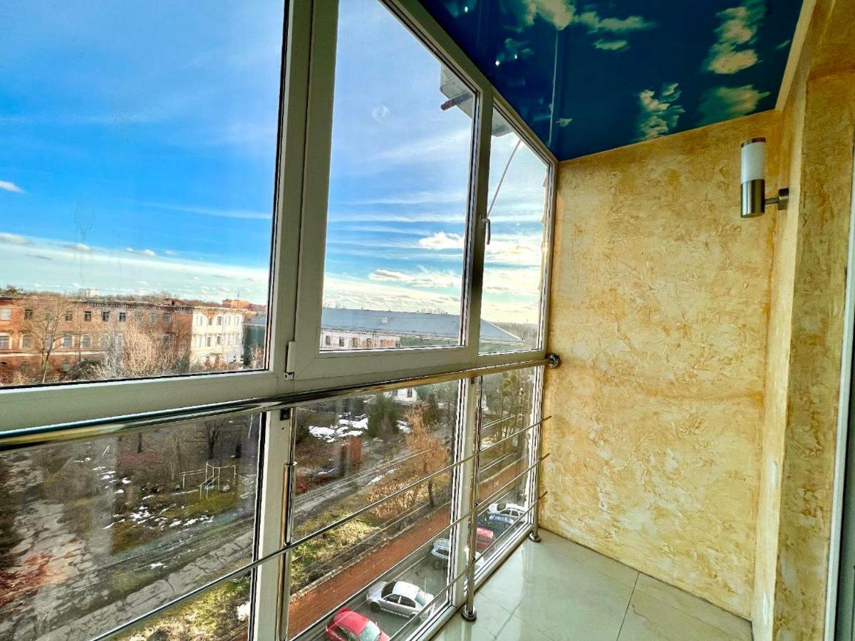 Apartpoltava Двокімнатні Апартаменти, До 6 Спальних Місць, Кутова Ванна, Корпусний Парк, Документи Для Відрядження Zewnętrze zdjęcie